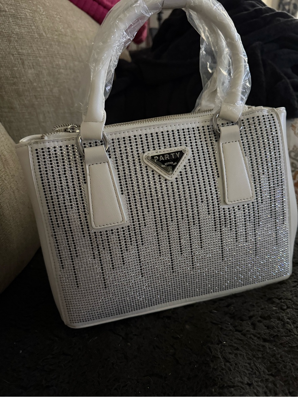 BUYERS GIVEAWAY 8/22